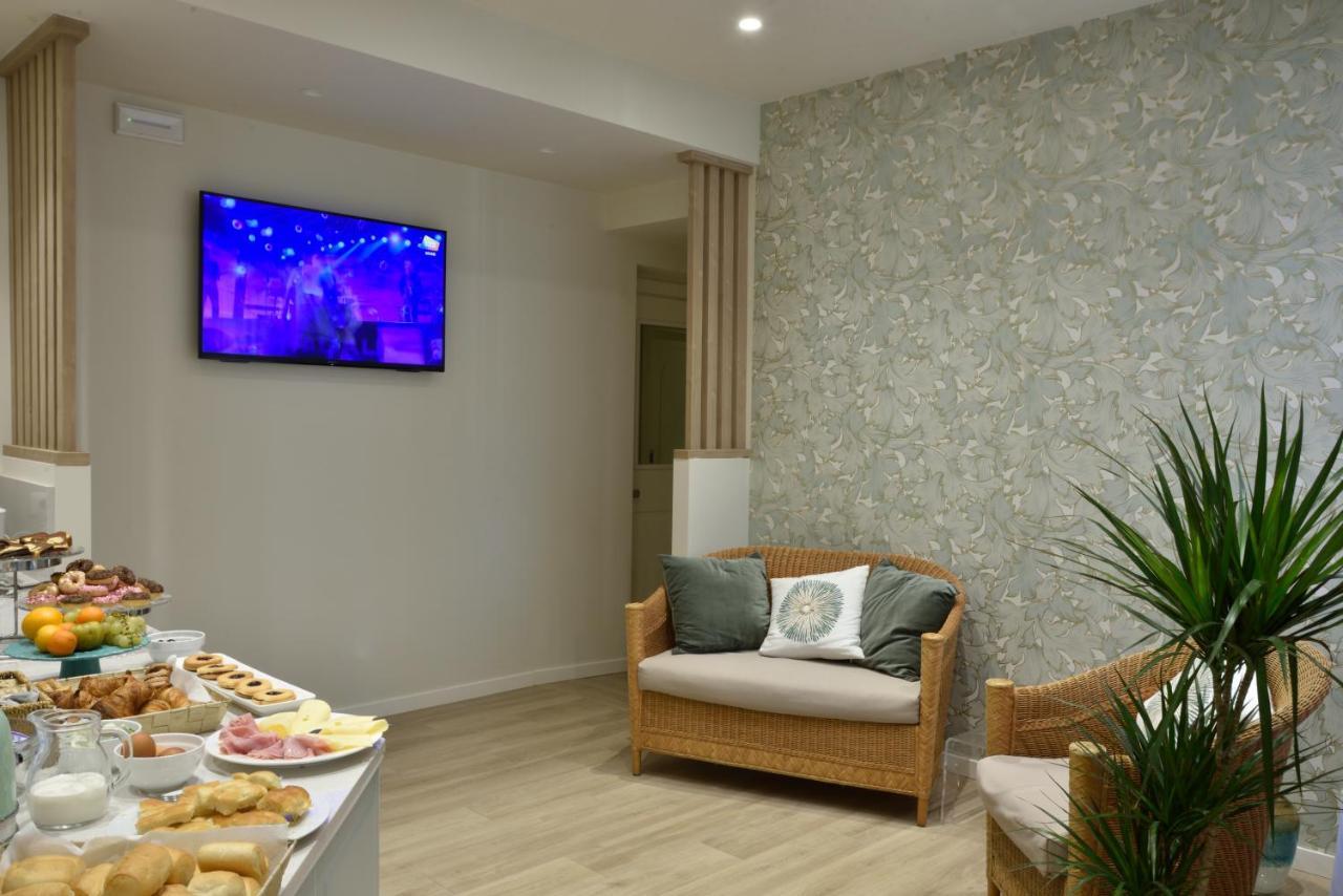Hotel Bel Sit Alassio Kültér fotó
