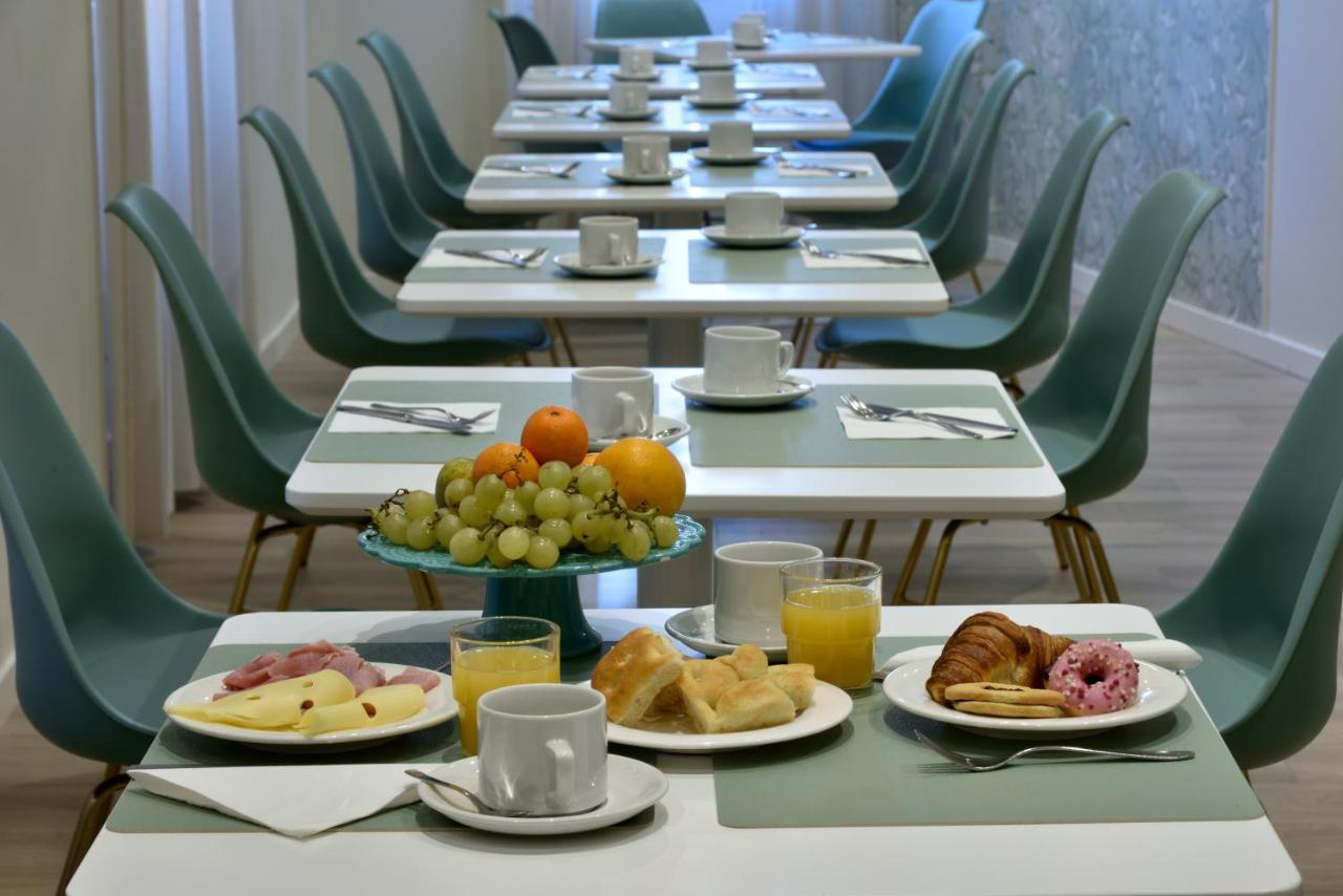 Hotel Bel Sit Alassio Kültér fotó
